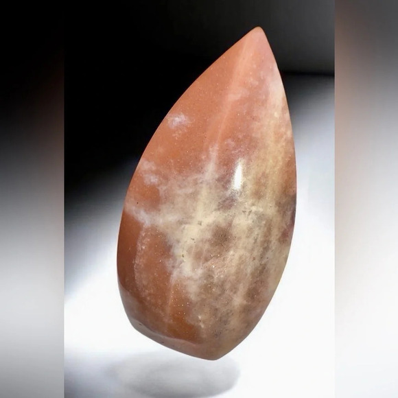 Natural Crystal Palm Stone Duo (Purple Moss Agate/Sunstone) - Picture 8 of 10